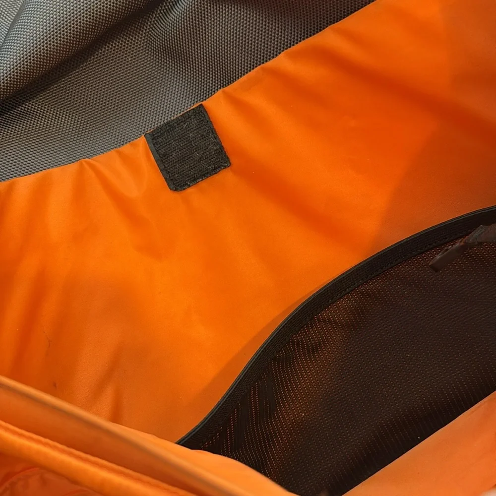 Cocoon Gray Messenger Bag for Men